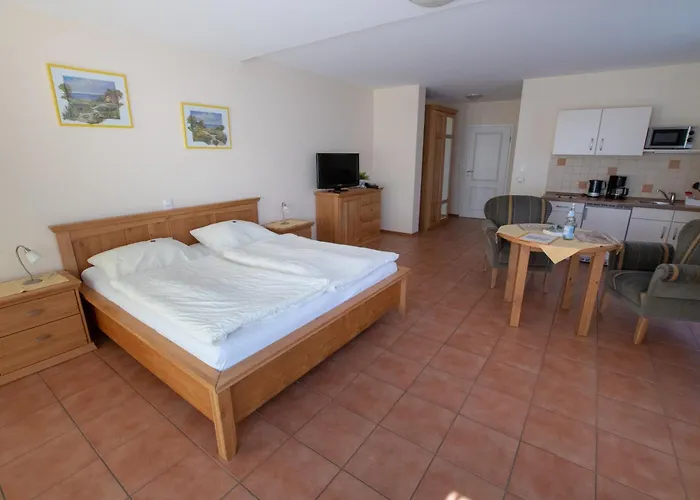 Und Rodenbaeck Lägenhet Neuharlingersiel